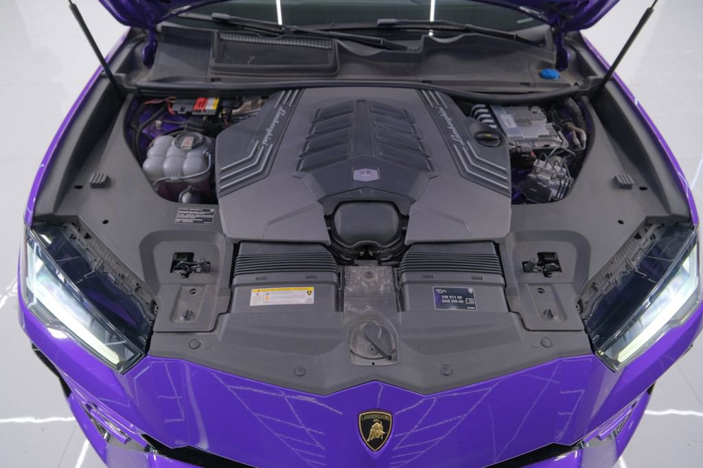 Used 2022 Lamborghini Urus image 73