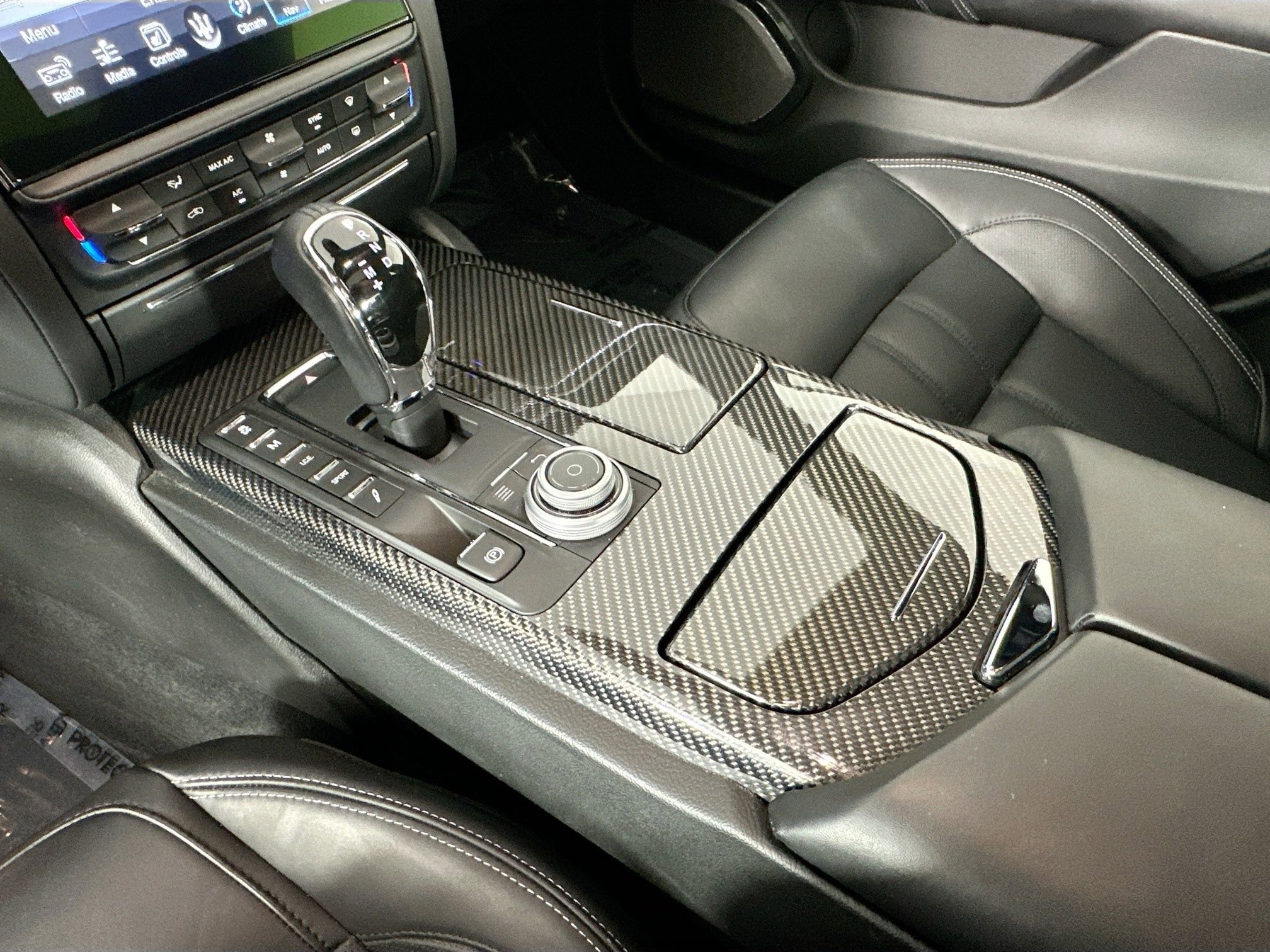Used 2017 Maserati Quattroporte GTS GranSport RWD image 13