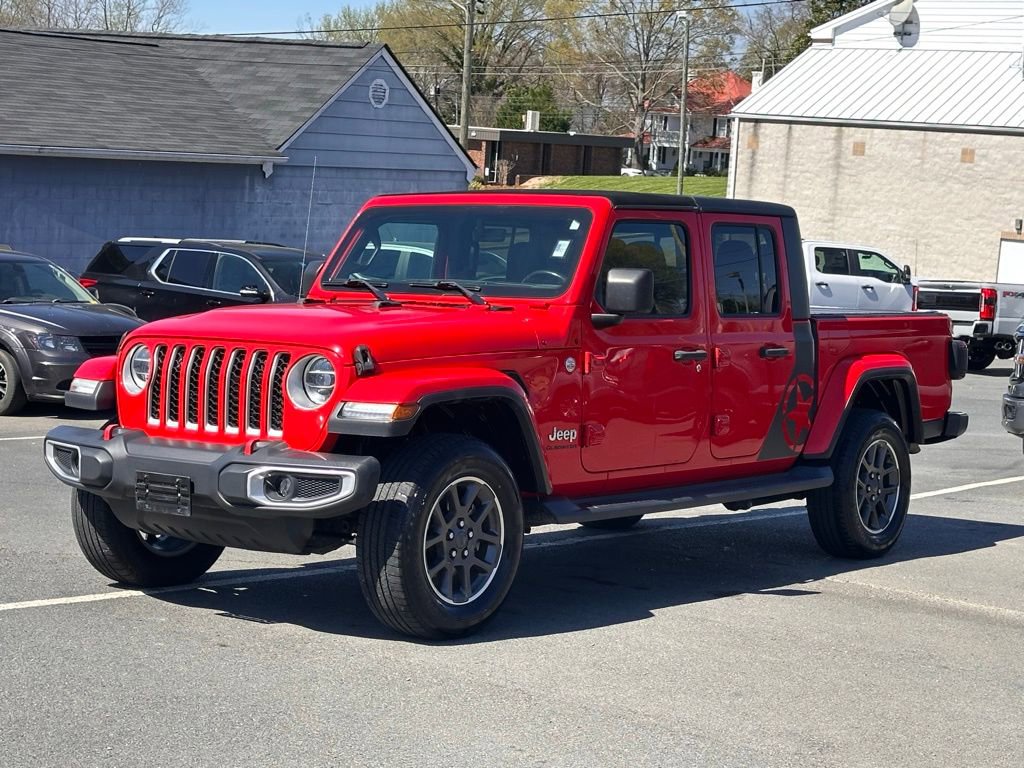 Used 2020 Jeep Gladiator Overland image 2