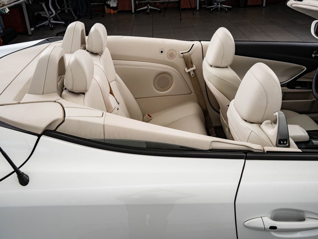 Used 2010 Lexus IS 250C image 24