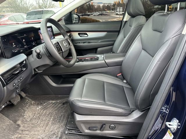 Used 2025 Nissan Murano SL w/ Cargo Package image 19