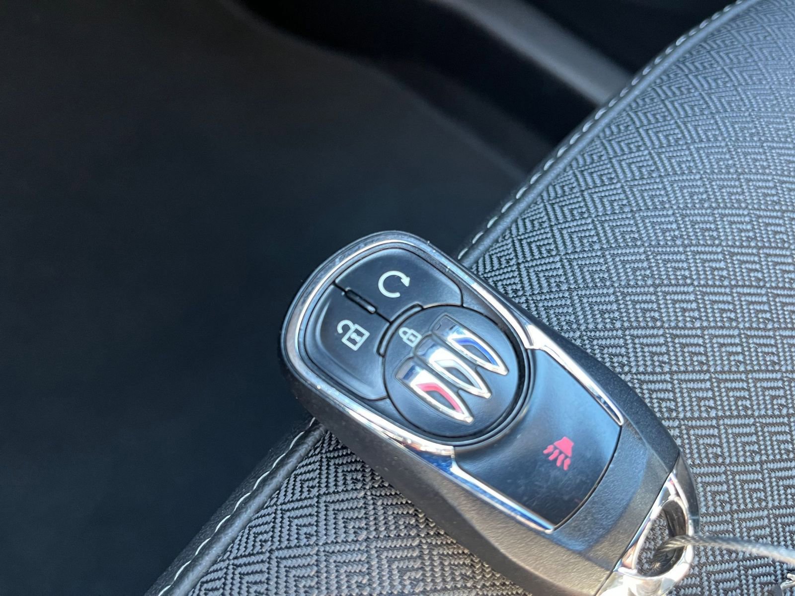 Used 2025 Buick Encore GX Preferred image 24