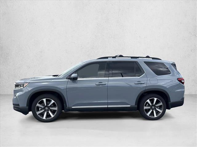Used 2025 Honda Pilot Touring image 8