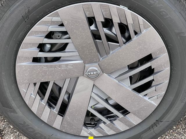 New 2026 Nissan Sentra SV FWD image 6