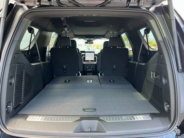 New 2026 GMC Yukon XL Denali w/ Sun & Power Step Package AWD/4WD image 17