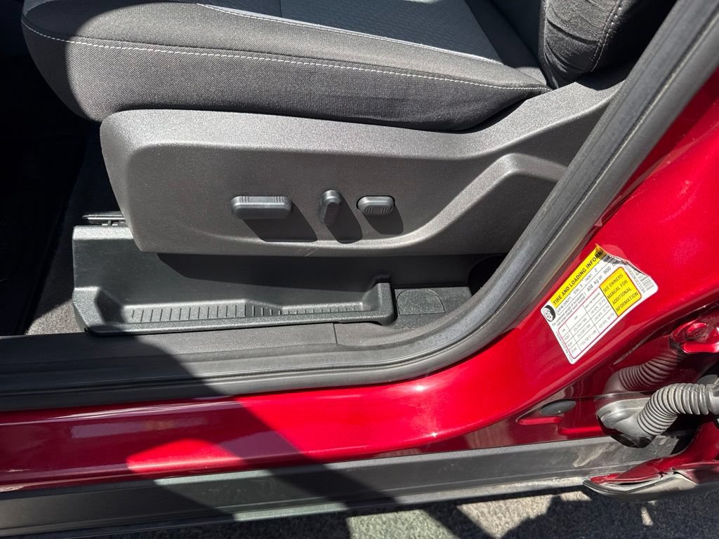 Used 2019 Ford Escape SE FWD image 9