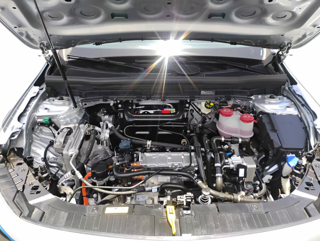Used 2024 Mercedes-Benz EQB 300 4MATIC image 20
