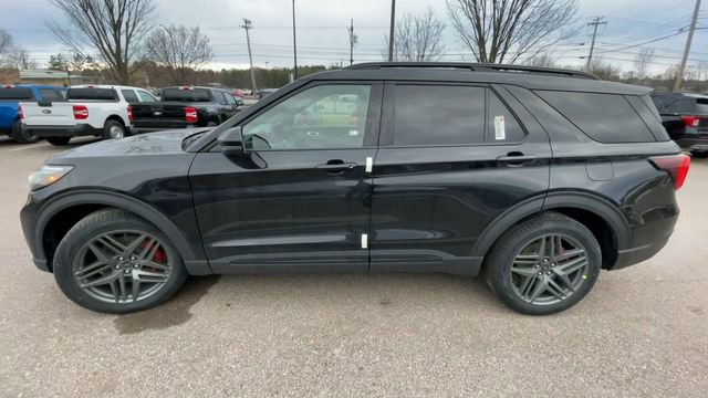 New 2026 Ford Explorer ST w/ Sun And Sound Package image 5
