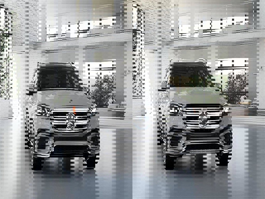 New 2026 Mercedes-Benz GLS 580 4MATIC image 8