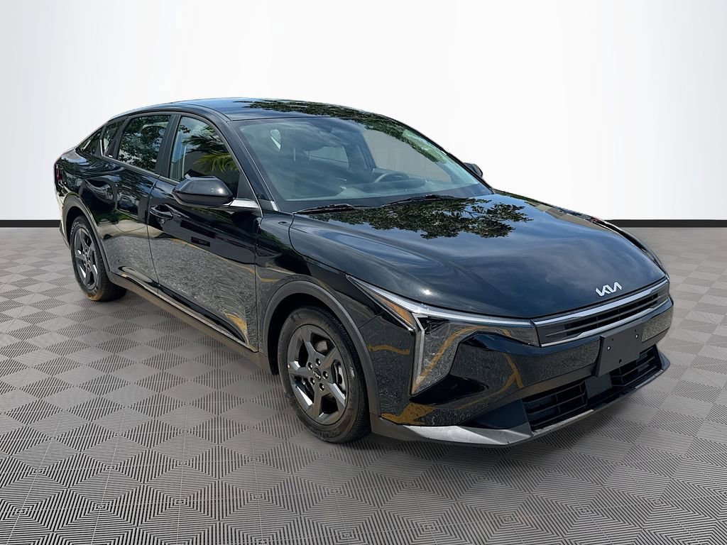 Used 2026 Kia K4 FWD image 4