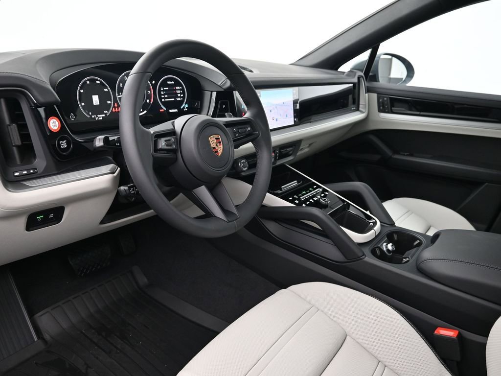 New 2026 Porsche Cayenne Coupe image 4