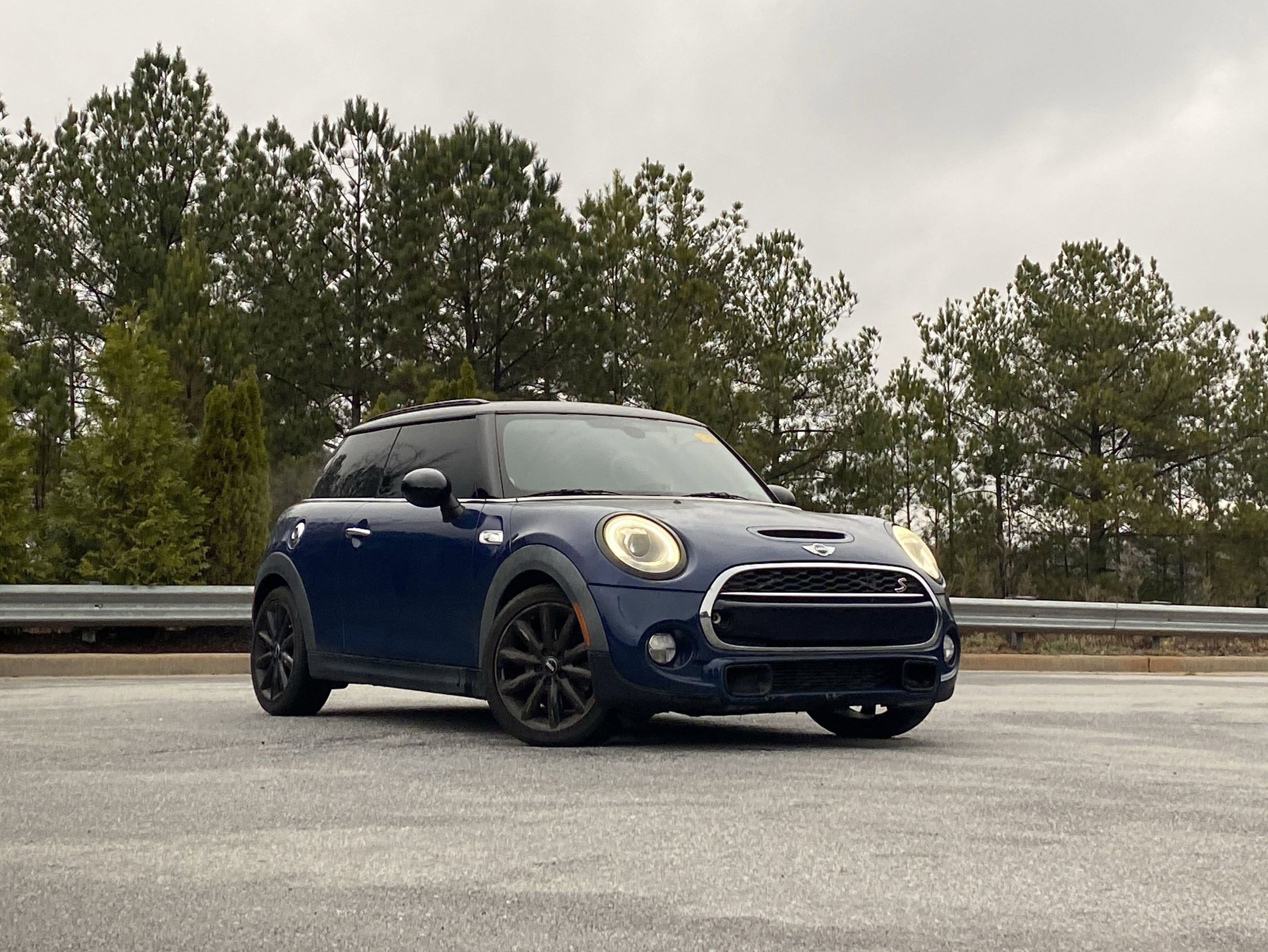 Used 2017 MINI Cooper S image 2