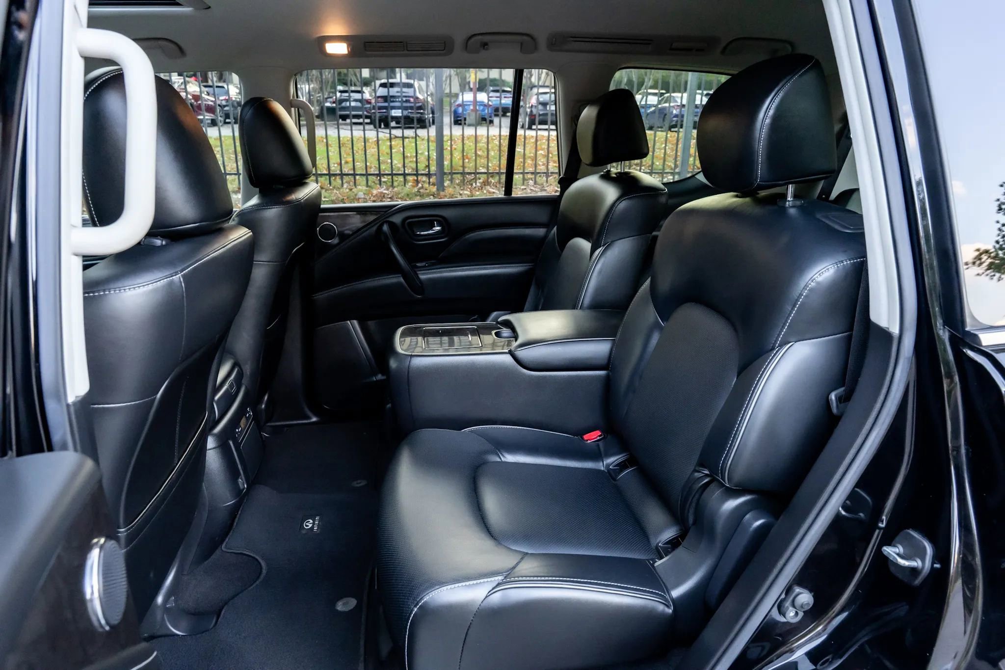 Used 2021 INFINITI QX80 Luxe w/ Cargo Package image 15