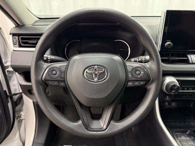Certified 2025 Toyota RAV4 XLE AWD/4WD image 13