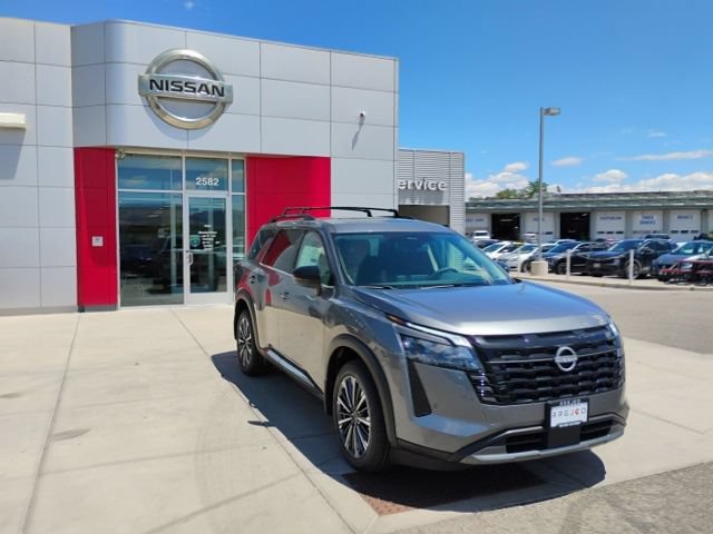 New 2026 Nissan Pathfinder Platinum AWD/4WD image 3