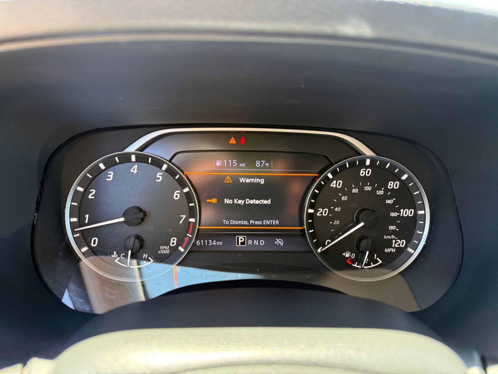 Used 2024 Nissan Frontier SV RWD image 11