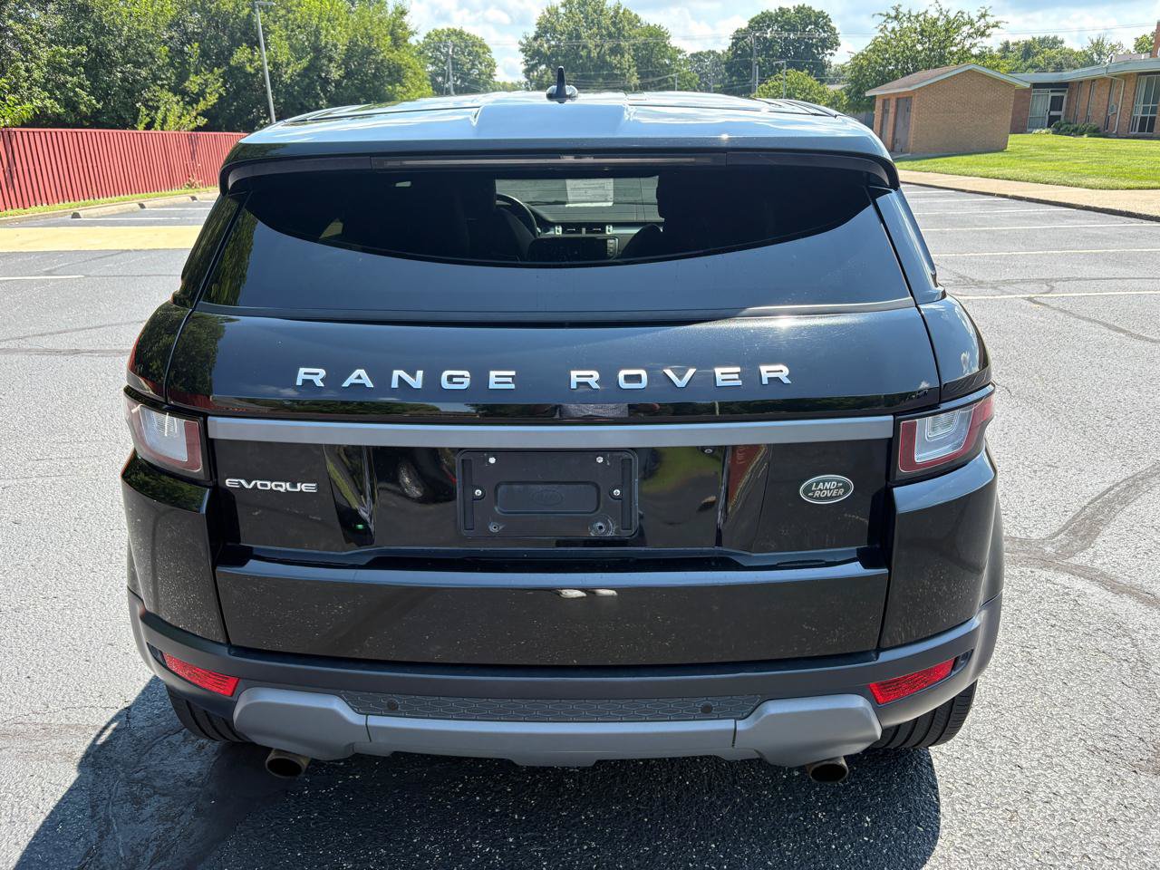 Used 2016 Land Rover Range Rover Evoque SE AWD/4WD image 8