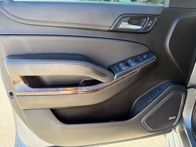 Used 2019 Chevrolet Suburban LT AWD/4WD image 9
