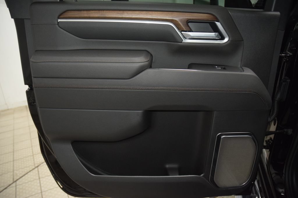 New 2026 Chevrolet Silverado 2500 High Country w/ High Country Premium Package AWD/4WD image 52