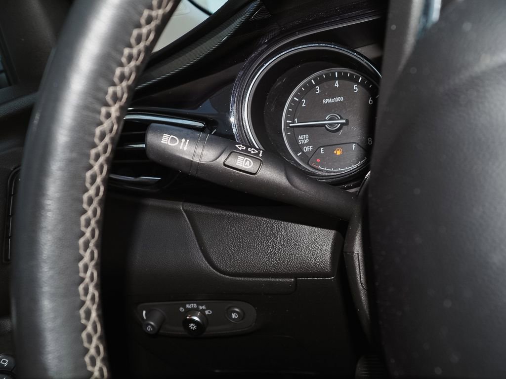 Certified 2022 Buick Encore GX Essence w/ Experience Buick Package image 33