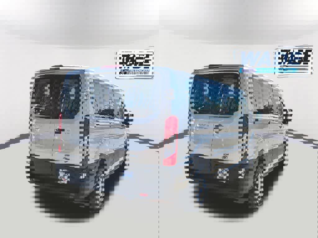 Used 2024 Ford Transit 350 XLT image 5