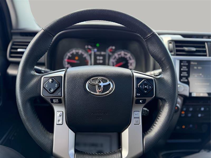 Used 2021 Toyota 4Runner Limited AWD/4WD image 43