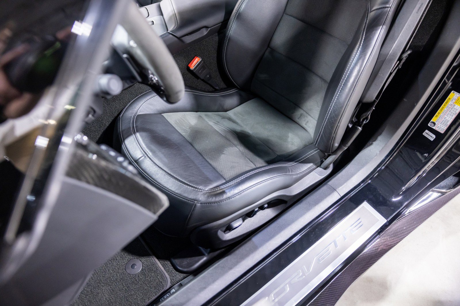 Used 2019 Chevrolet Corvette ZR1 RWD image 34
