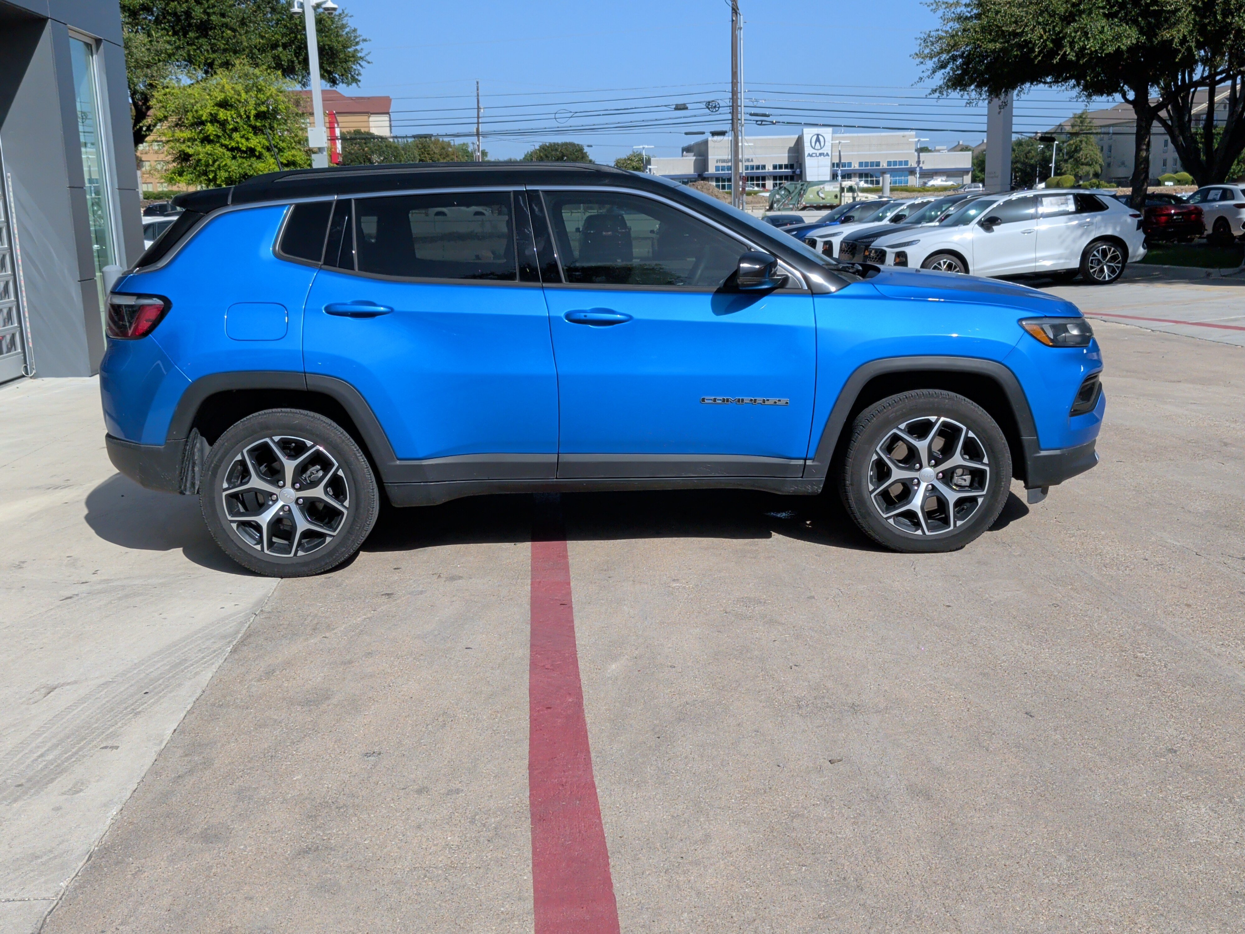 Used 2024 Jeep Compass Limited AWD/4WD image 11