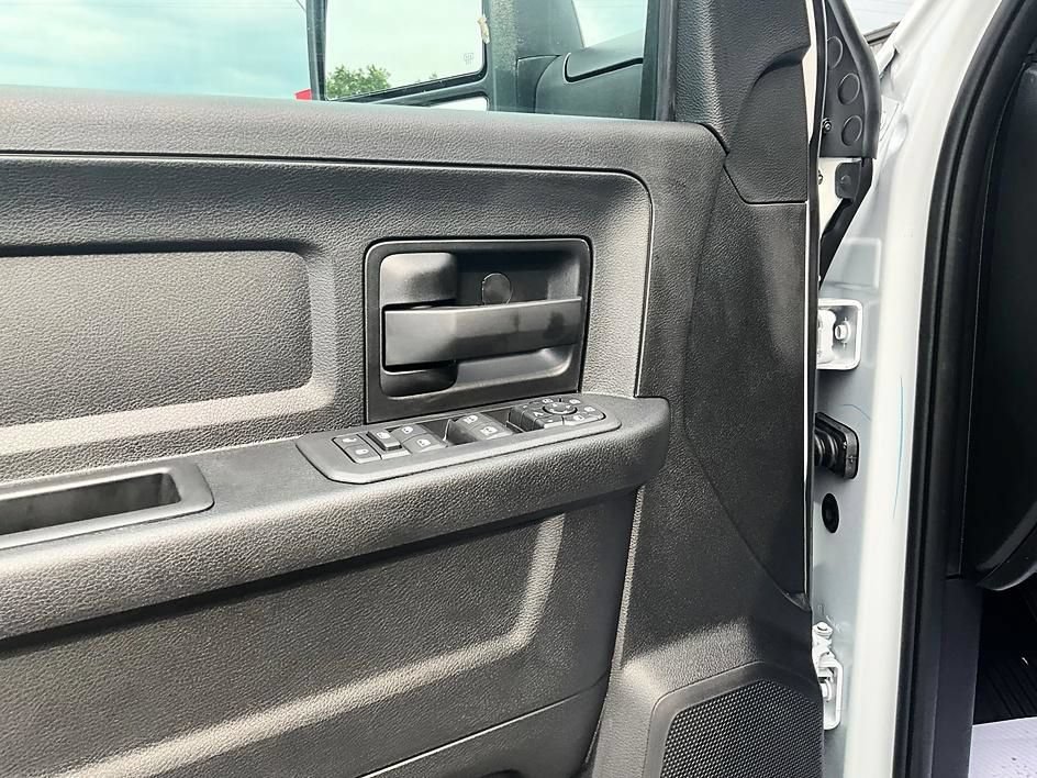 New 2026 RAM 2500 Tradesman AWD/4WD image 12