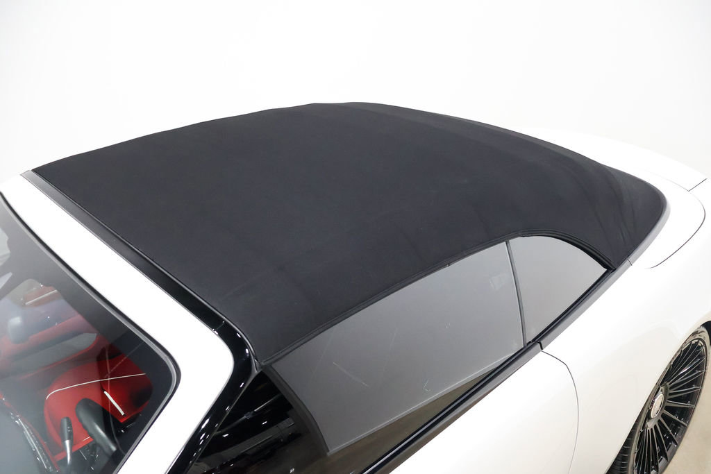 Used 2019 Rolls-Royce Dawn RWD image 35