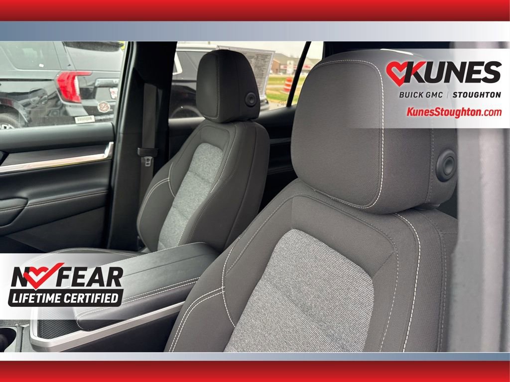 Used 2025 GMC Terrain Elevation image 18