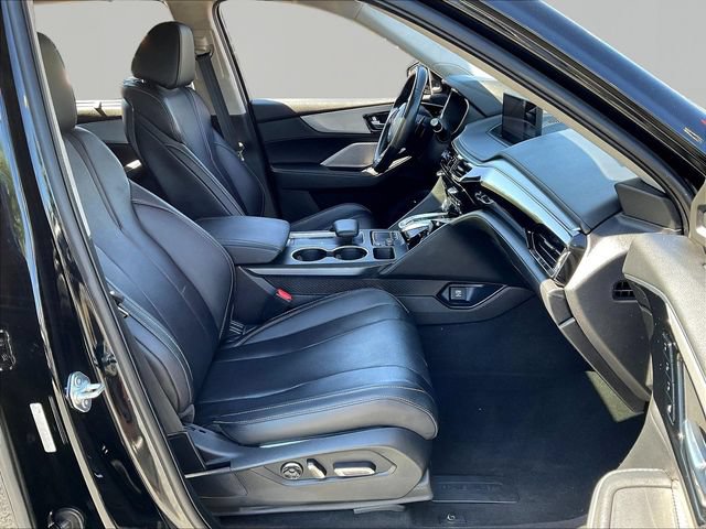 Used 2024 Acura MDX w/ Technology Package FWD image 32