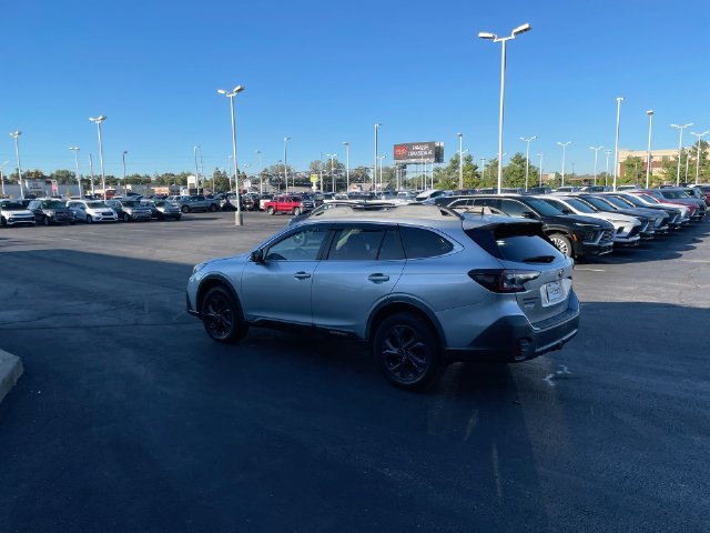 Used 2020 Subaru Outback Onyx Edition XT w/ Popular Package #2 AWD/4WD image 3