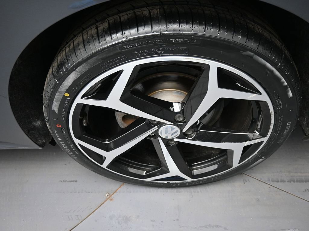 Used 2021 Volkswagen Passat 2.0T R-Line image 15