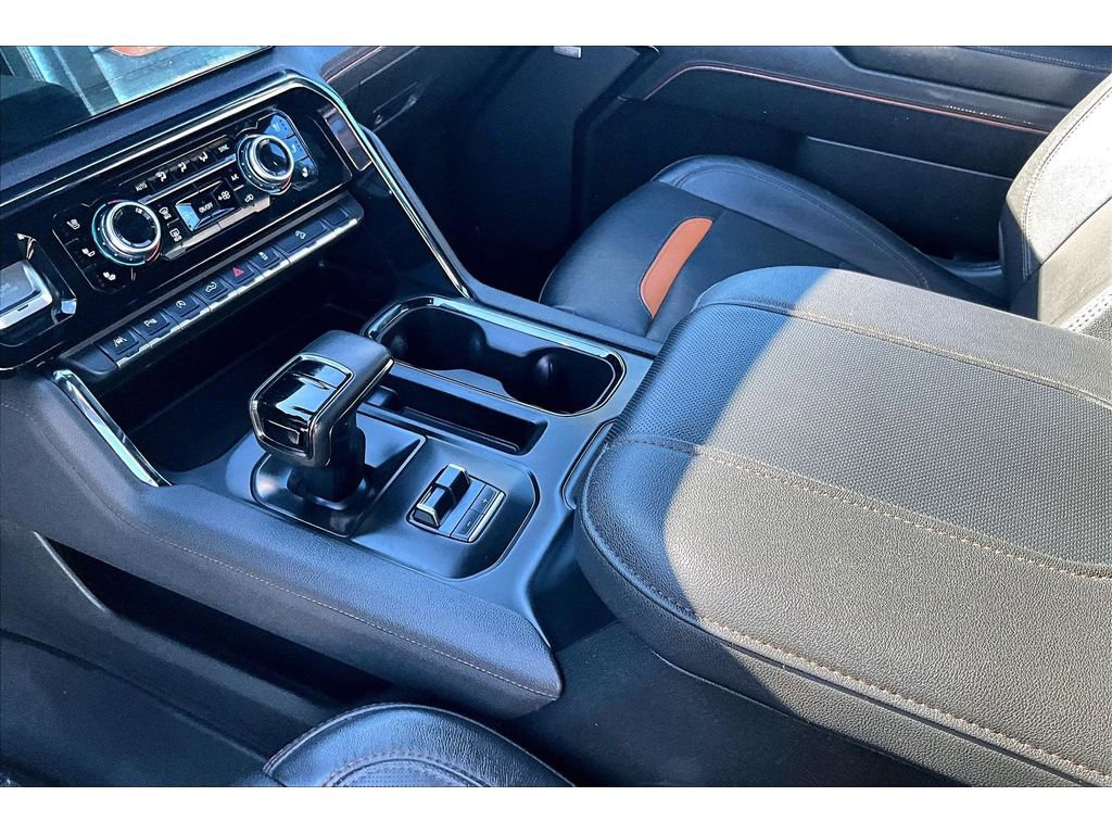 Used 2023 GMC Sierra 1500 AT4 w/ Technology Package image 16