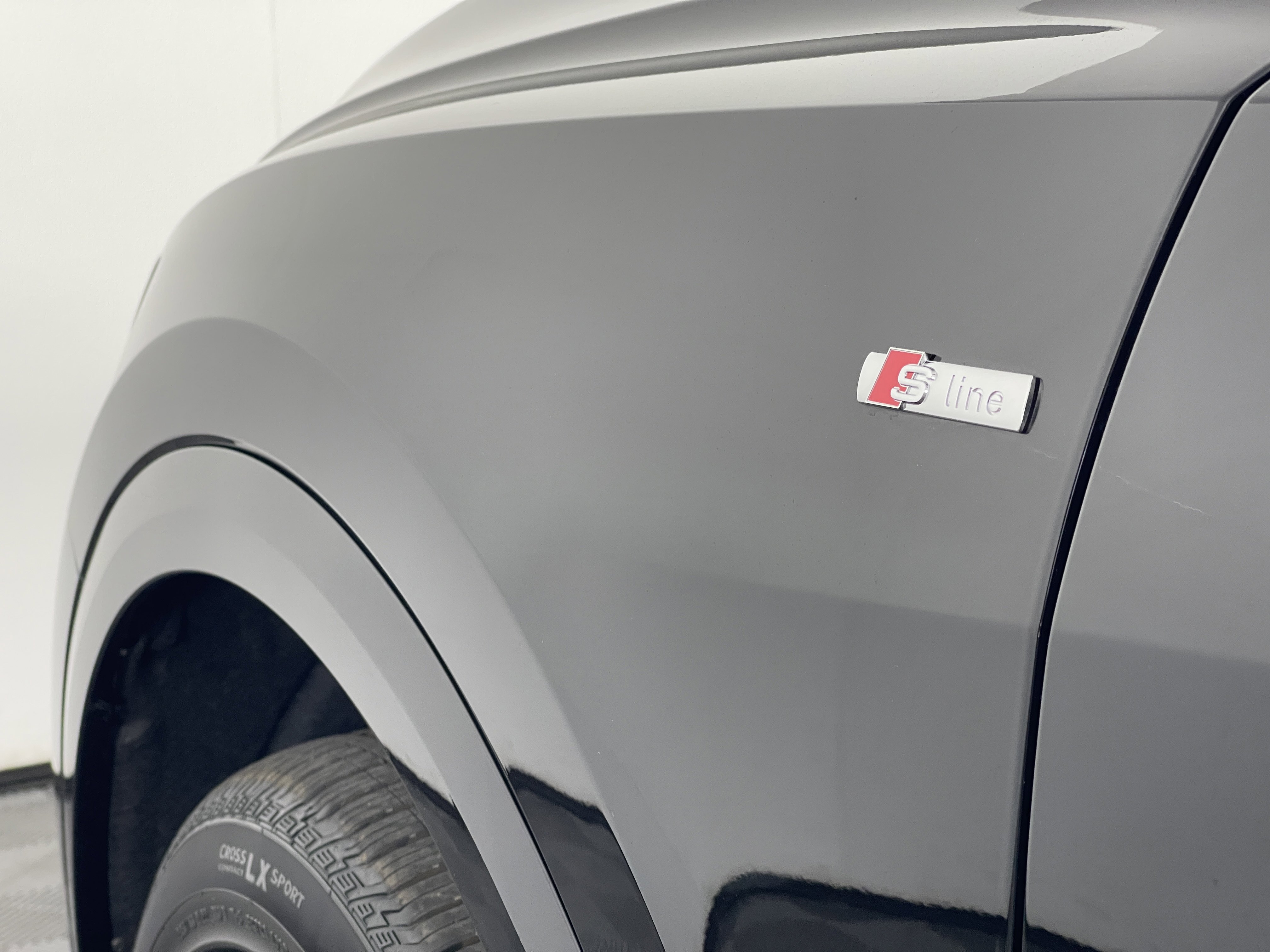 New 2025 Audi Q8 Premium Plus image 22