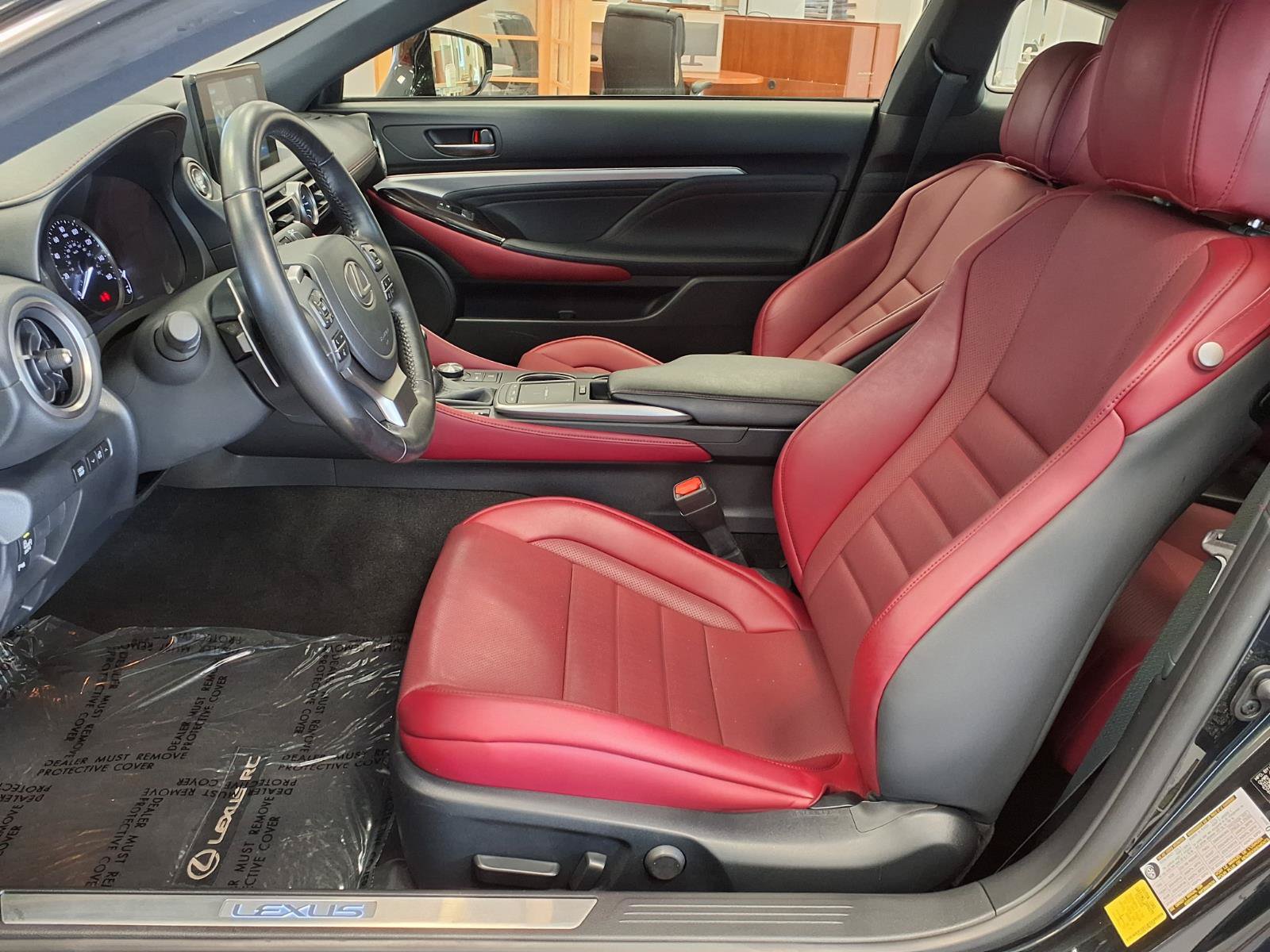 Used 2023 Lexus RC 300 RWD image 17