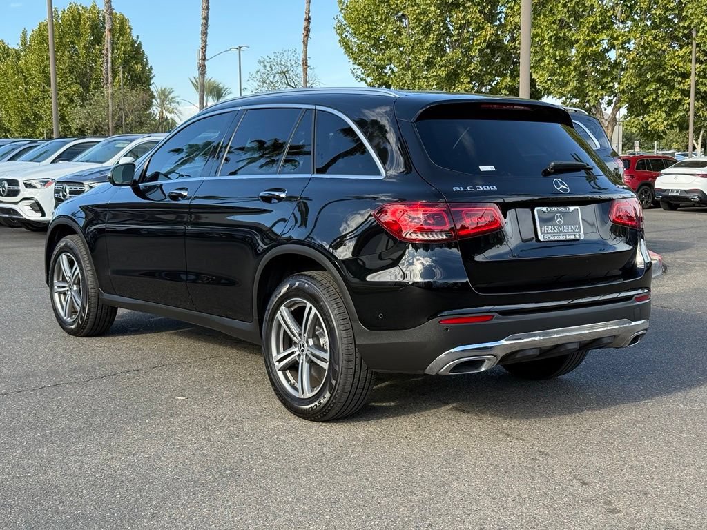 Used 2020 Mercedes-Benz GLC 300 4MATIC w/ Parking Assistance Package image 8