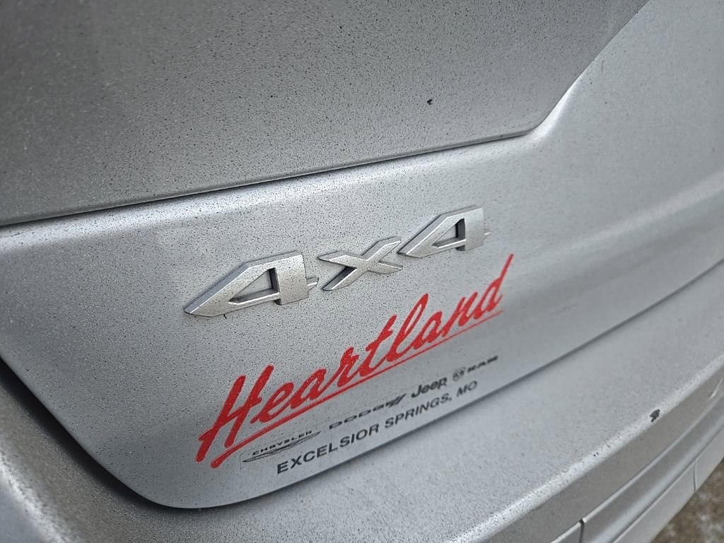 Used 2025 Jeep Grand Cherokee Summit image 18