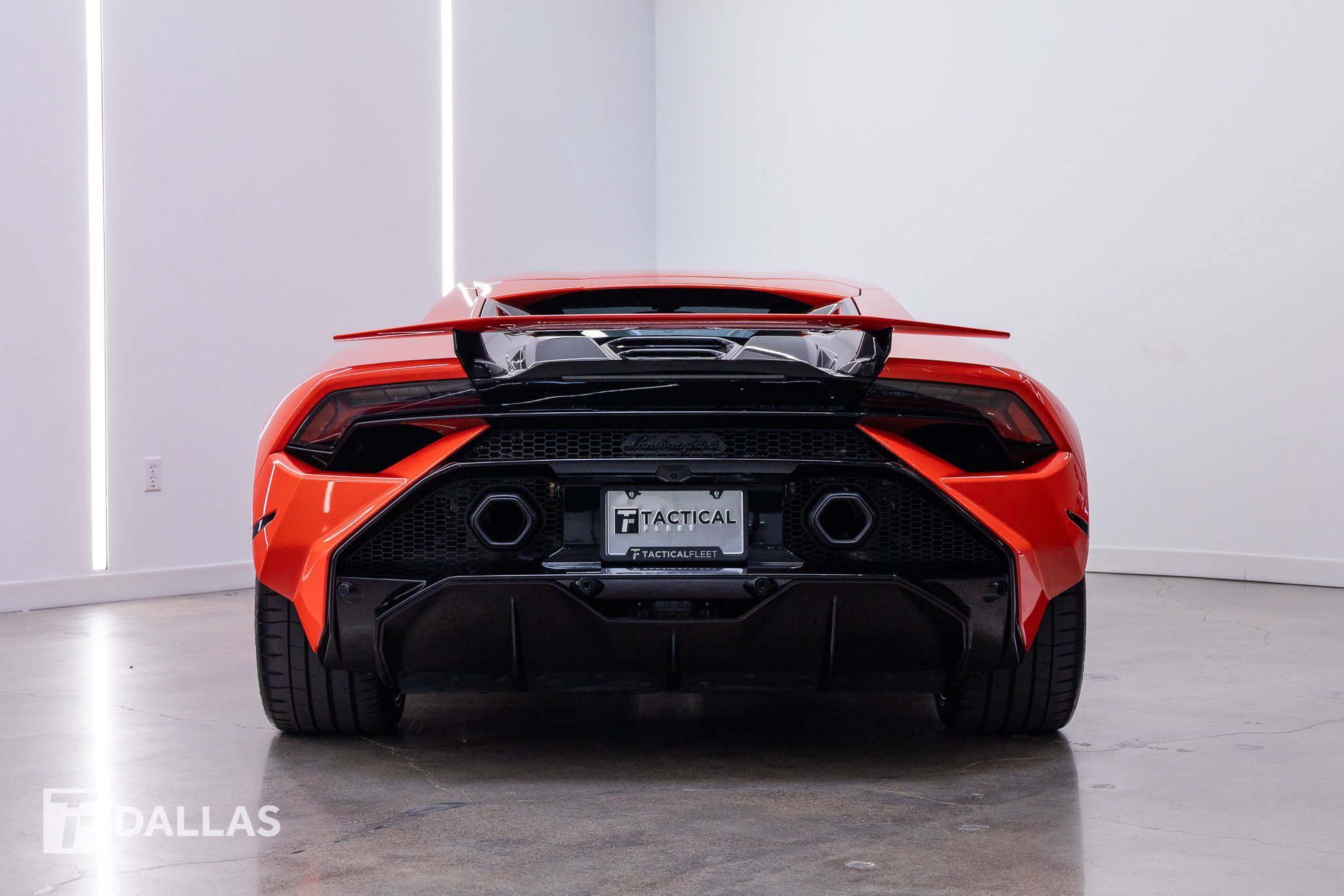 Used 2023 Lamborghini Huracan Tecnica RWD image 14