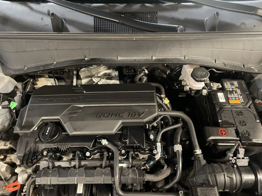 Certified 2024 Hyundai Kona SE image 30