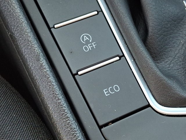 Used 2023 Volkswagen Jetta Sport FWD image 29
