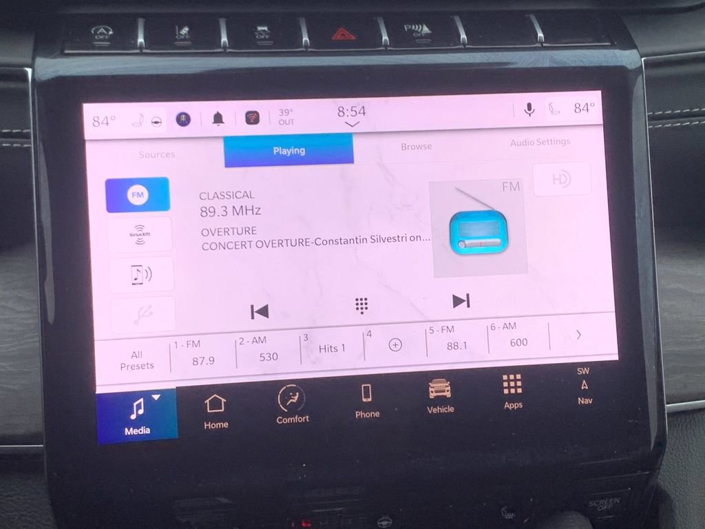 Used 2024 Jeep Grand Cherokee Limited image 20