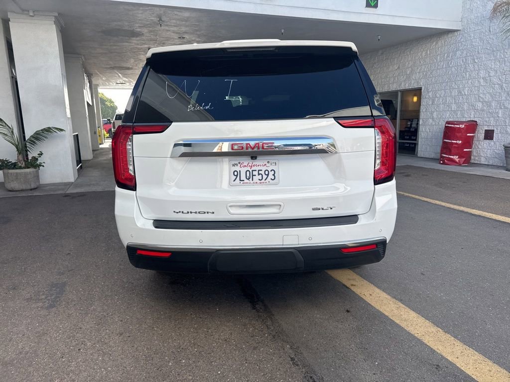 Used 2024 GMC Yukon XL SLT image 2