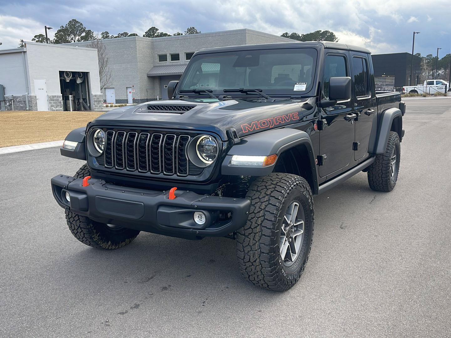 New 2026 Jeep Gladiator Mojave w/ Steel Bumper Group AWD/4WD image 3