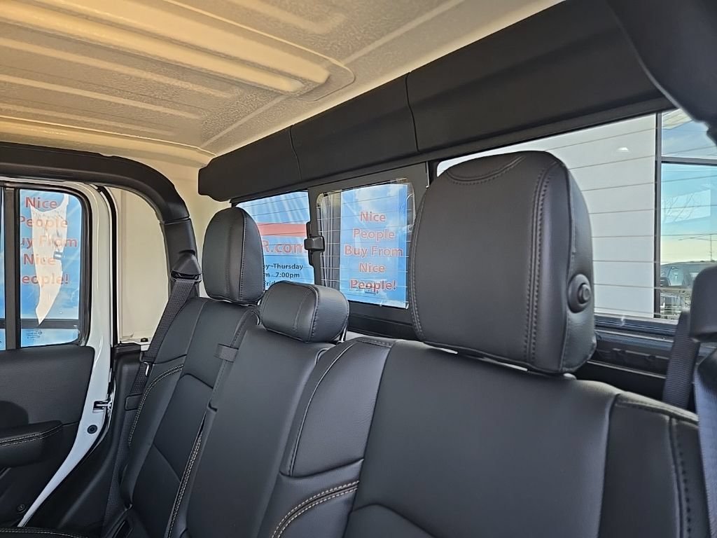 New 2026 Jeep Gladiator Mojave AWD/4WD image 98