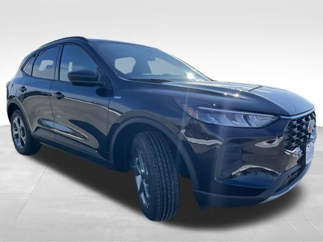 New 2026 Ford Escape ST-Line w/ Cold Weather Package FWD image 9
