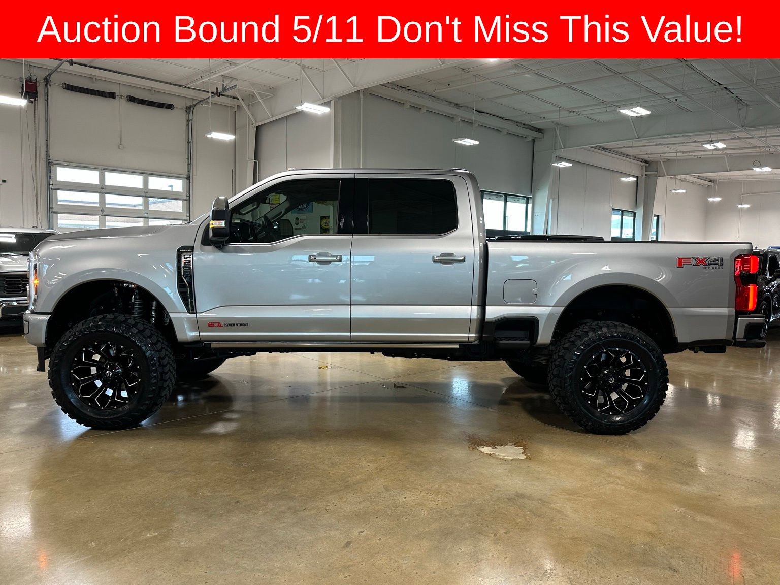 Used 2024 Ford F250 Limited w/ FX4 Off-Road Package AWD/4WD image 5
