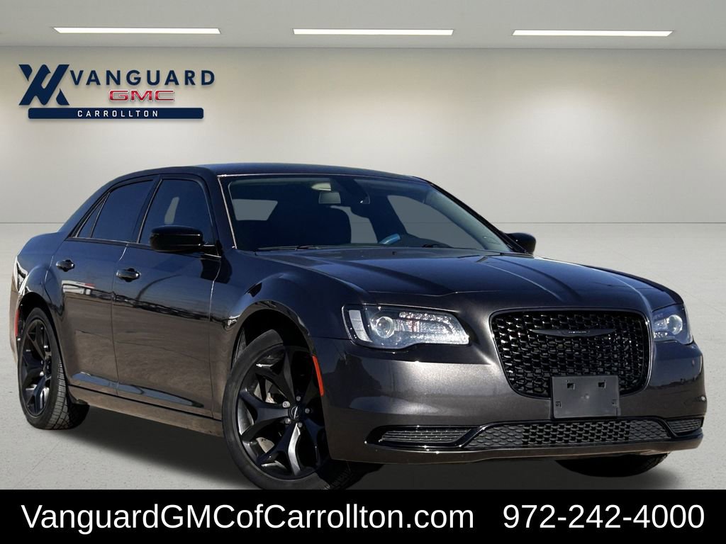 Used 2021 Chrysler 300 Touring w/ Sport Appearance Package 360° Tour