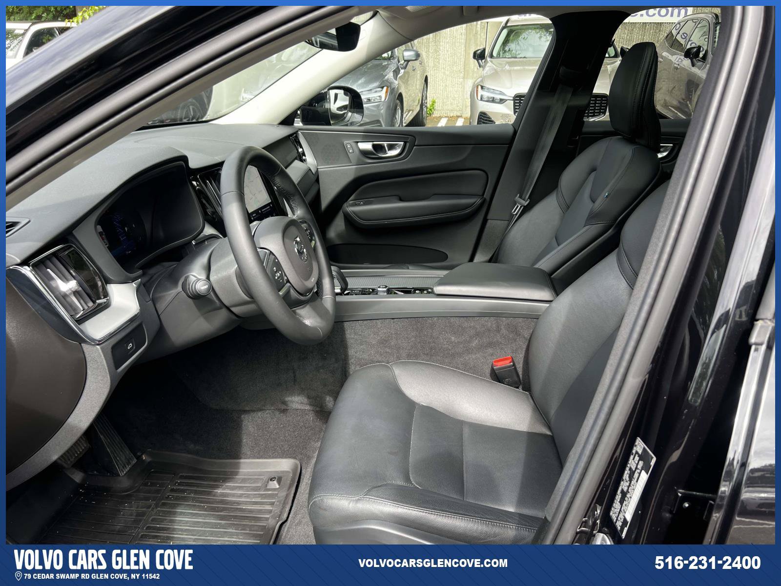 Used 2024 Volvo XC60 B5 Core w/ Protection Package Premier AWD/4WD image 15